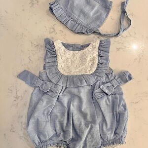 TAHARI Baby Bubble Romper with Bonnet, 3-6 mo